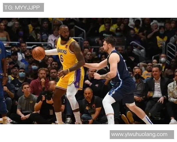 湖人对决小牛精彩文字直播全程回顾与赛况分析